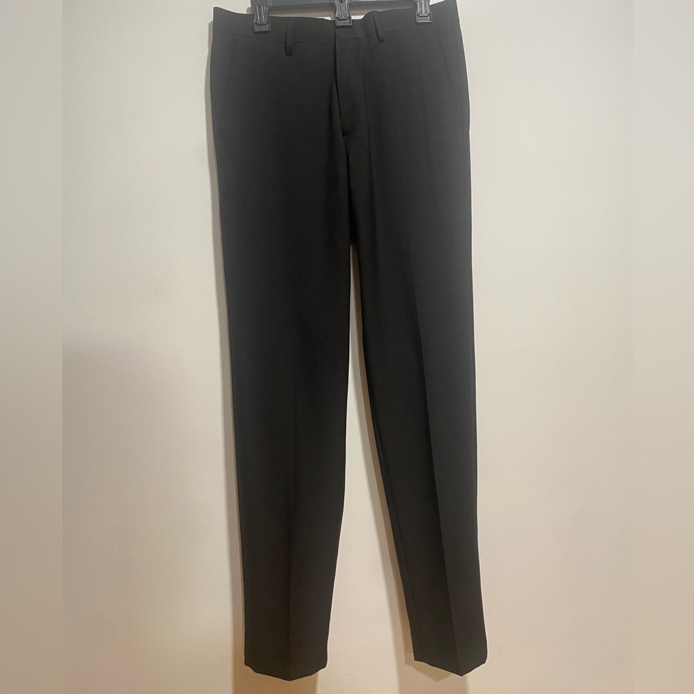 Haggar® Mens Premium Straigh
Fit Flat Front Dress Pant Black W32 L34.   NWOT